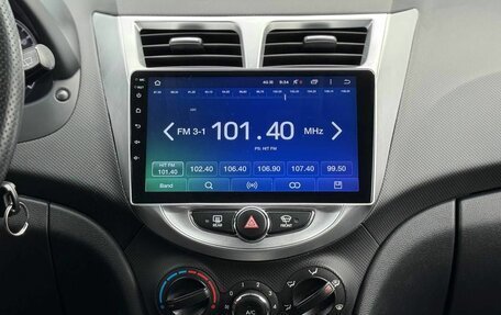 Hyundai Solaris II рестайлинг, 2012 год, 710 000 рублей, 16 фотография