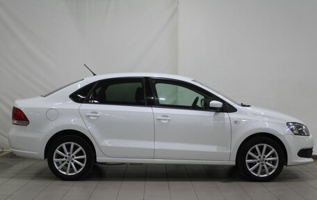 Volkswagen Polo VI (EU Market), 2015 год, 730 000 рублей, 6 фотография