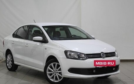 Volkswagen Polo VI (EU Market), 2015 год, 730 000 рублей, 3 фотография