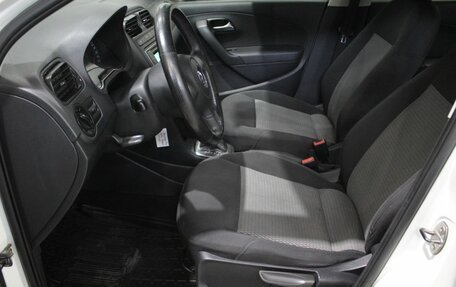 Volkswagen Polo VI (EU Market), 2015 год, 730 000 рублей, 24 фотография