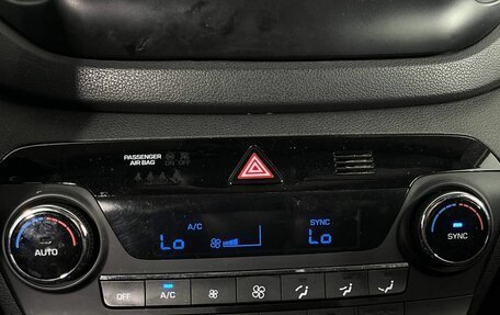 Hyundai Tucson III, 2018 год, 2 210 000 рублей, 15 фотография