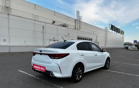 KIA Rio IV, 2021 год, 1 750 000 рублей, 5 фотография