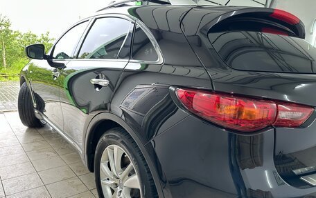 Infiniti QX70, 2014 год, 2 900 000 рублей, 11 фотография