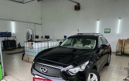 Infiniti QX70, 2014 год, 2 900 000 рублей, 3 фотография