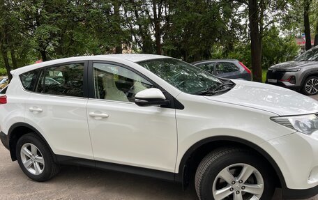 Toyota RAV4, 2013 год, 1 900 000 рублей, 7 фотография