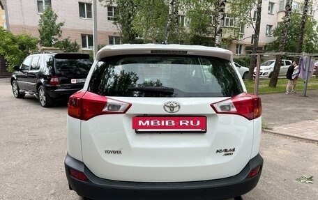 Toyota RAV4, 2013 год, 1 900 000 рублей, 8 фотография
