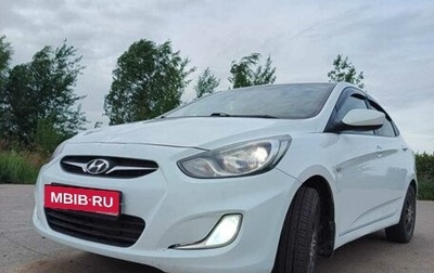 Hyundai Solaris II рестайлинг, 2012 год, 850 000 рублей, 1 фотография