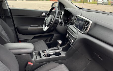 KIA Sportage IV рестайлинг, 2021 год, 2 800 000 рублей, 14 фотография