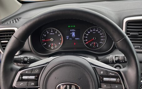 KIA Sportage IV рестайлинг, 2021 год, 2 800 000 рублей, 10 фотография