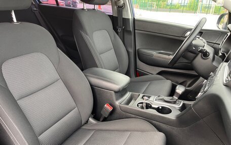 KIA Sportage IV рестайлинг, 2021 год, 2 800 000 рублей, 15 фотография