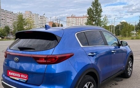 KIA Sportage IV рестайлинг, 2021 год, 2 800 000 рублей, 5 фотография