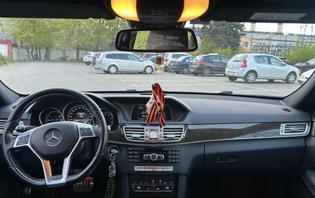 Mercedes-Benz E-Класс, 2014 год, 2 075 000 рублей, 4 фотография
