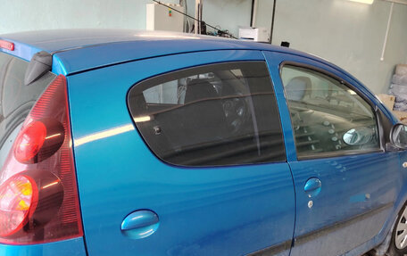 Peugeot 107 I рестайлинг, 2014 год, 670 000 рублей, 3 фотография