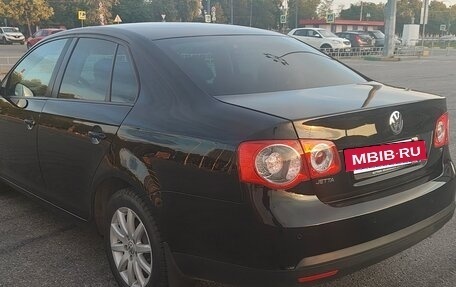 Volkswagen Jetta VI, 2010 год, 679 000 рублей, 7 фотография