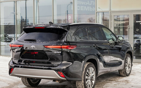 Toyota Highlander, 2024 год, 6 490 000 рублей, 7 фотография