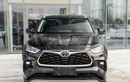Toyota Highlander, 2024 год, 6 490 000 рублей, 4 фотография