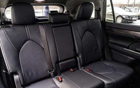 Toyota Highlander, 2024 год, 6 490 000 рублей, 13 фотография