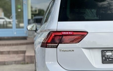 Volkswagen Tiguan II, 2018 год, 1 990 000 рублей, 7 фотография