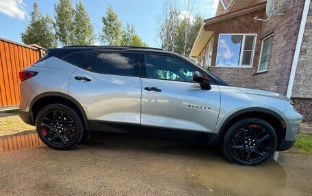Chevrolet Blazer III, 2023 год, 3 450 000 рублей, 2 фотография