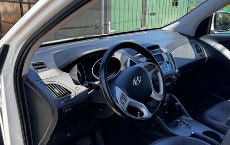 Hyundai ix35 I рестайлинг, 2013 год, 1 400 000 рублей, 8 фотография