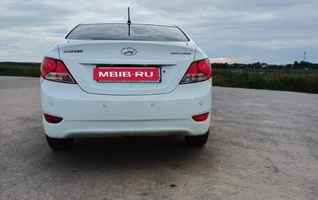 Hyundai Solaris II рестайлинг, 2012 год, 850 000 рублей, 11 фотография