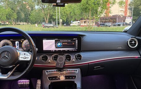 Mercedes-Benz E-Класс, 2019 год, 3 750 000 рублей, 8 фотография