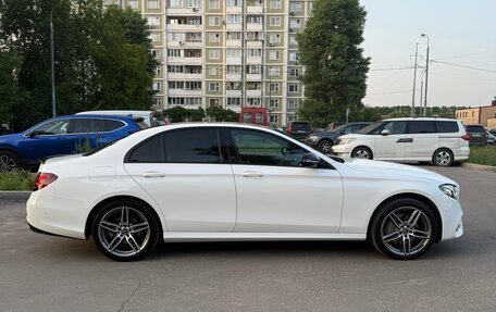 Mercedes-Benz E-Класс, 2019 год, 3 750 000 рублей, 3 фотография