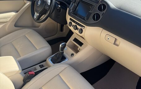 Volkswagen Tiguan I, 2016 год, 1 995 000 рублей, 2 фотография
