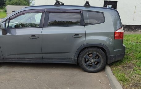 Chevrolet Orlando I, 2011 год, 880 000 рублей, 3 фотография