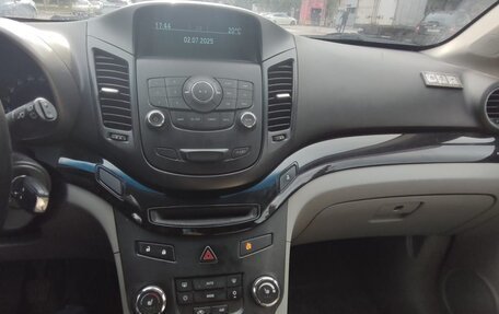 Chevrolet Orlando I, 2011 год, 880 000 рублей, 6 фотография