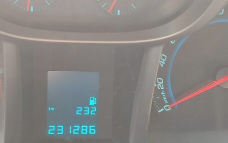Chevrolet Orlando I, 2011 год, 880 000 рублей, 10 фотография