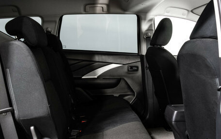 Mitsubishi Xpander, 2023 год, 2 249 000 рублей, 18 фотография