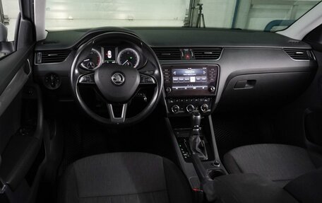 Skoda Octavia, 2017 год, 1 849 000 рублей, 6 фотография