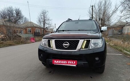 Nissan Navara (Frontier), 2010 год, 1 550 000 рублей, 10 фотография