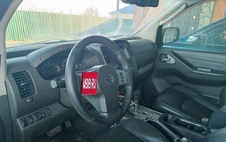 Nissan Navara (Frontier), 2010 год, 1 550 000 рублей, 9 фотография