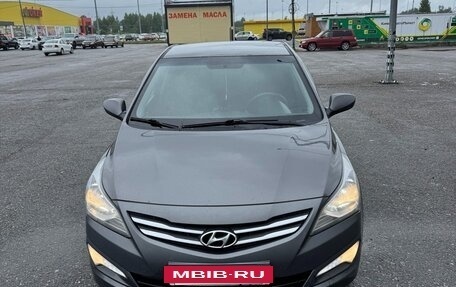 Hyundai Solaris II рестайлинг, 2015 год, 790 000 рублей, 3 фотография