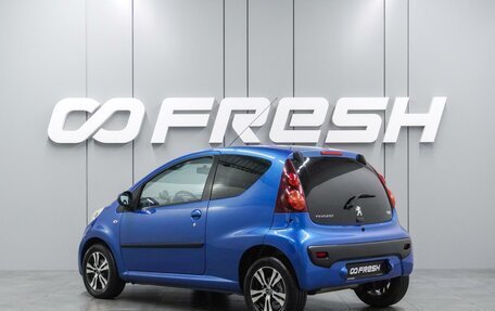 Peugeot 107 I рестайлинг, 2013 год, 697 000 рублей, 2 фотография