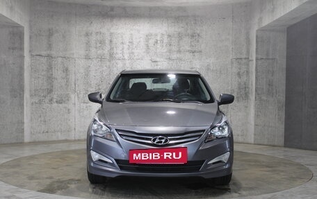 Hyundai Solaris II рестайлинг, 2015 год, 769 000 рублей, 2 фотография