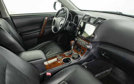 Toyota Highlander III, 2010 год, 1 849 000 рублей, 14 фотография