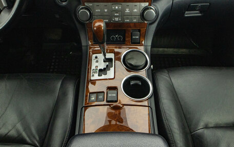 Toyota Highlander III, 2010 год, 1 849 000 рублей, 27 фотография