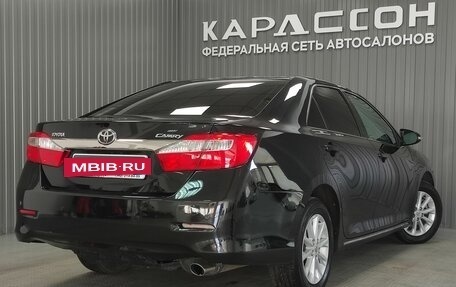 Toyota Camry, 2011 год, 1 920 000 рублей, 2 фотография