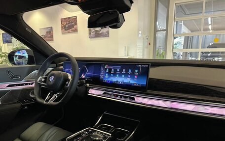 BMW 7 серия, 2025 год, 24 157 000 рублей, 31 фотография
