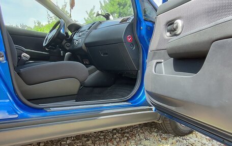 Nissan Tiida, 2010 год, 650 000 рублей, 8 фотография