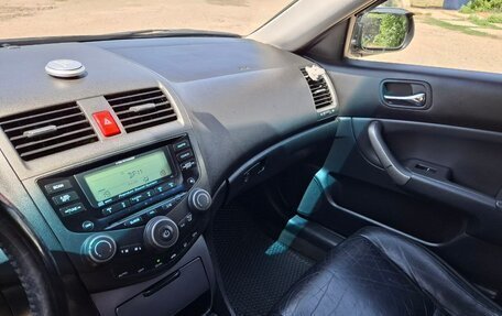 Honda Accord VII рестайлинг, 2007 год, 870 000 рублей, 26 фотография