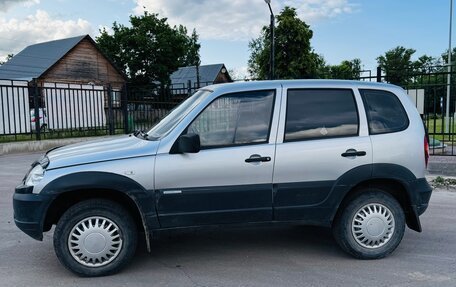 Chevrolet Niva I рестайлинг, 2011 год, 395 000 рублей, 3 фотография