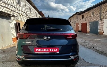 KIA Sportage IV рестайлинг, 2020 год, 2 500 000 рублей, 4 фотография
