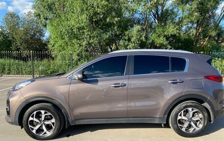KIA Sportage IV рестайлинг, 2020 год, 2 700 000 рублей, 2 фотография