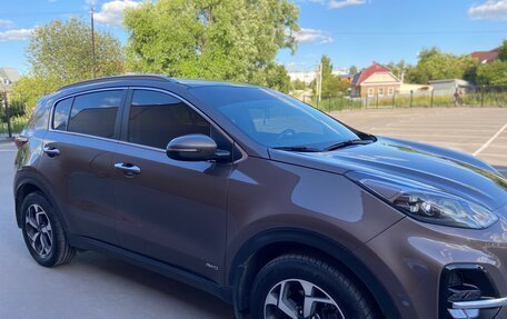 KIA Sportage IV рестайлинг, 2020 год, 2 700 000 рублей, 8 фотография