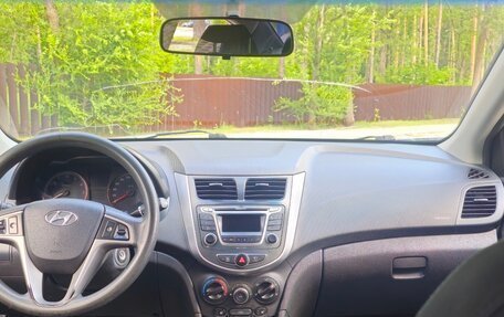 Hyundai Solaris II рестайлинг, 2015 год, 505 000 рублей, 5 фотография