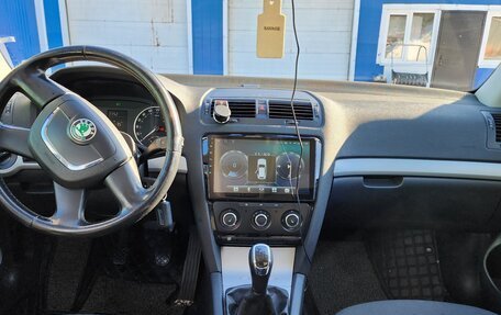 Skoda Octavia, 2011 год, 585 000 рублей, 9 фотография